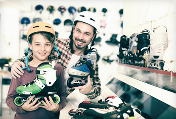 Two people are buying rollers