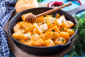 Pumpkin baked in the frying pan