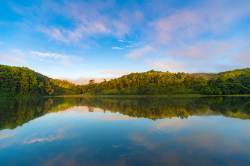 Fototapeta na wymiar Beautiful morning at Pang Ung Lake the famous place is travel destination in natural of Mae Hong Son province, North of Thailand.