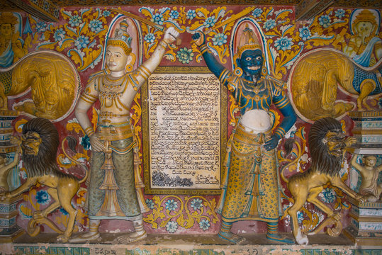 Old murals inside the caves of the Buddhist temple and monastery Mulkirigala Raja Maha Vihara. The complex exist since 1500 years and is the most important cultural-historical temples of the region