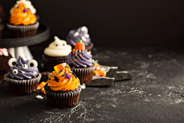 Festive Halloween cupcakes and treats