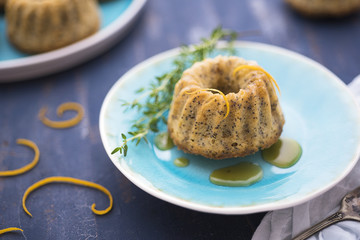 Orange and poppy seed cake