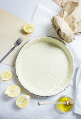 Lemon tart baking process