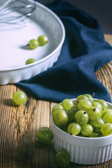 Tart with gooseberries preparation