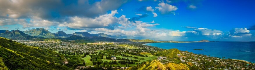 Panorama View of the Green Mountains and Hawaiian Coast From Lanikai Pillbox Trail - obrazy, fototapety, plakaty