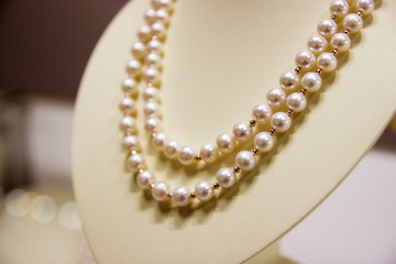 Pearl necklace