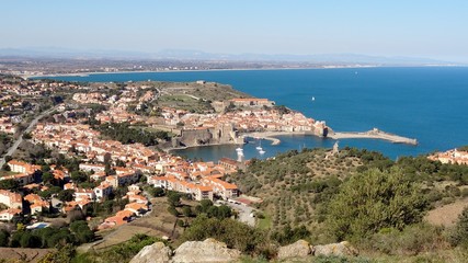 Fototapeta na wymiar France Collioure Pyrénées Orientales Roussillon côte Argeles vue générale hauteur