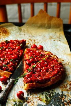 Tomato Tarte Tatin.style Rustic.