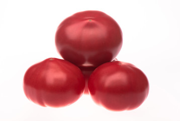 A pile pf smooth peaches