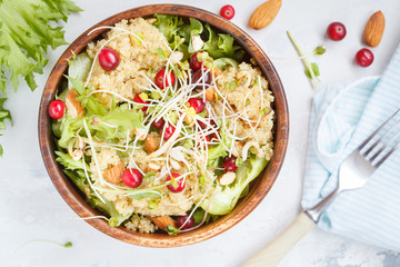 Salad with quinoa, cranberries and almonds.