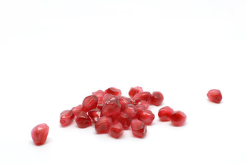Melagrana su sfondo bianco 