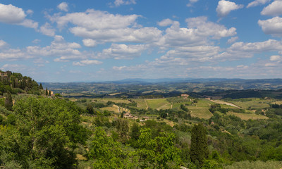 Fototapeta na wymiar Panoramablick von San Gimignano Toskana Italien