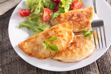 crepe with ham and cream