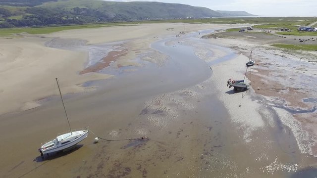 Flying up the Fairbourne Estuary