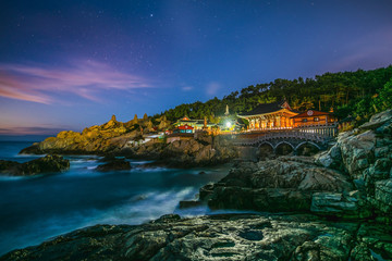 Fototapeta premium Haedong Yonggungsa Temple in Busan, South Korea