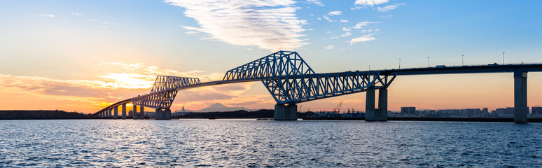 Fototapeta na wymiar Tokyo Gate Bridge Sunset panorama