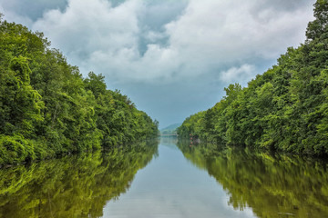 Obraz premium Hudson Channel from boat