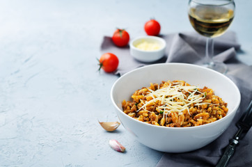 Minced meat tomato orzo