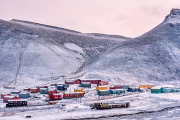 Wallpaper norway landscape nature of the mountains of Spitsbergen Longyearbyen Svalbard building snow city on a polar day with arctic winter  in the sunset 