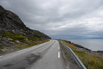 Norwegen, Norge, Nordkapp, Nordkap, Schiefer, Schieferplatten, Dorf,  Finnmark, Fjord,...