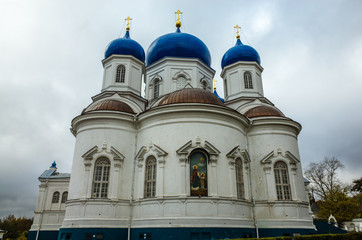 Fototapeta na wymiar Bogolyubsky Monastery, Vladimir, Russia