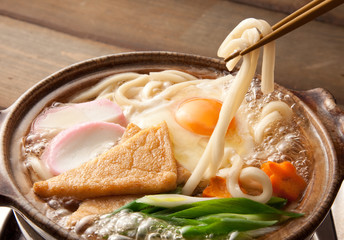 鍋焼きうどん

