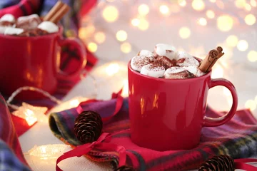 Papier Peint photo Lavable Chocolat Tasses de chocolat chaud aux guimauves et cannelle
