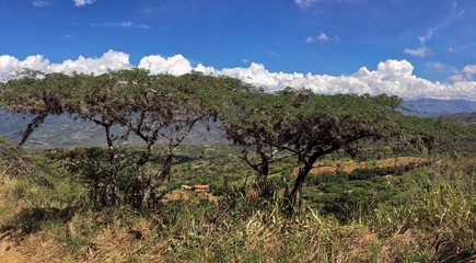 Scenic view from the El Camino Real hiking trail between Barichara and Guane in Colombia