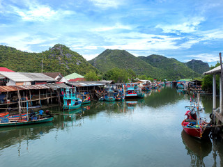 Fototapeta na wymiar fishing village