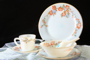 Antique crockery set , set of tableware