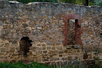 Ruin Windows
