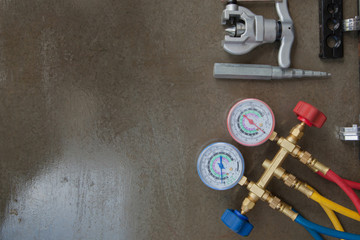 manometers measuring equipment for filling air conditioners,gauges.