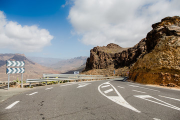 
Eine Straße auf dem Berg in Gran Canaria
