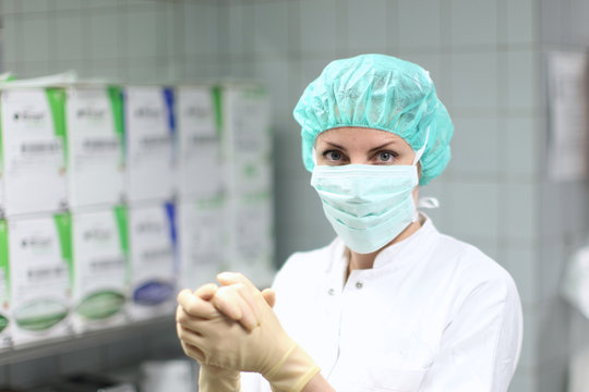 operating room, young doctor ready for surgery, hospital staff, healthcare and medicine worker