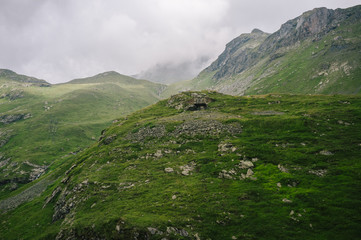 Naklejka premium Landschaft mit alten Bunker 