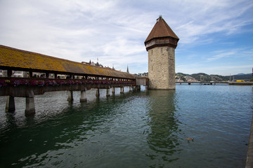 Obraz premium Famous Chapel Bridge, Lucerne, Switzerland