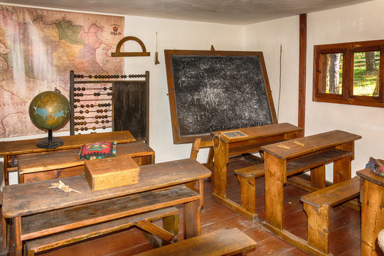 Old Serbian school