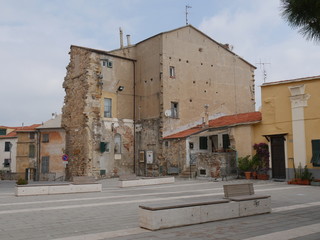 Imperia Porto Maurizio - resti del duomo antico