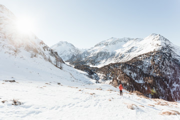 Winterwanderung im Schweizer Alpenland 