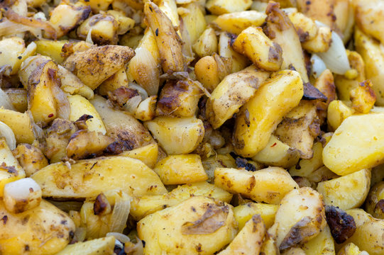Ukrainian traditional food - potato fried with onion