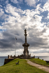 Obraz premium Contraluz monumento marques de comillas