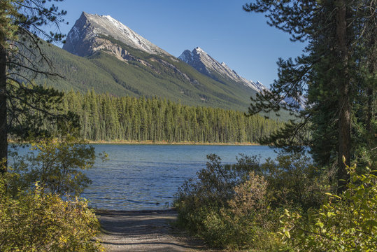 Fall at Honeymoon Lake, Jasper National Park, Alberta, Canada