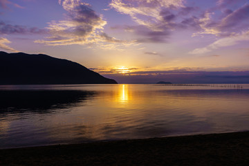 Obraz premium Dawn of Okubiwako