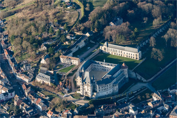 Vue aérienne du château de Gaillon à l'ouest de Paris