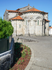 Romanische Kirche  von Sao Pedro de Rates, Portugal, Europe