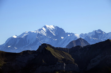 Fototapeta na wymiar Mont-Blanc and Tournette mountains, savoy, france