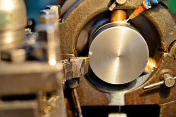 Obraz premium lathe and milling machine with water cooling