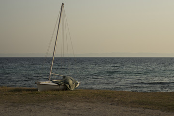 Fototapeta premium Boat at Nikiti Beach