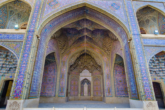 door art of Nasir-ol-Molk or Pink mosque, Sheraz, Iran
