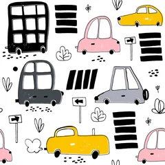 Tapeten Autos Nahtloses Muster mit Hand gezeichnetem nettem Auto. Cartoon-Autos, Straßenschild, Zebrastreifen-Vektor-Illustration. Perfekt für Kinderstoffe, Textilien, Kinderzimmer Tapeten